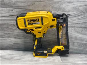 DeWalt DCN680 20V Max Lithium-Ion Brushless 18-Gauge Cordless Brad Nailer